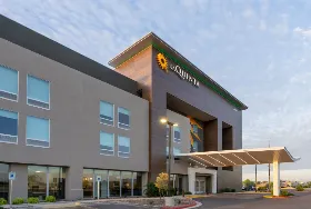 Photograph of La Quinta Inn & Suites, Maricopa