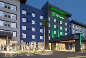 Photograph of Holiday Inn Glendale - Stadium & Ent Dist, Glendale