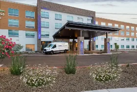 Photograph of Holiday Inn Express, Phoenix