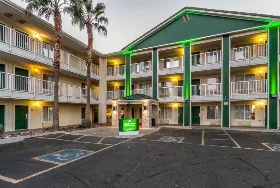 Photograph of HomeTowne Studios, Phoenix