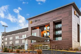 Photograph of La Quinta Inn & Suites, Page