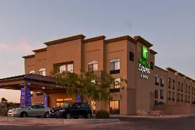 Photograph of Holiday Inn Express, Oro Valley