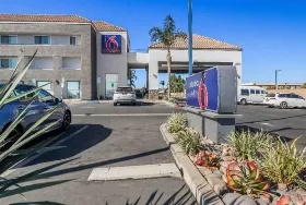 Photograph of Studio 6, Perris