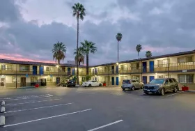 Photograph of Studio 6, San Bernardino
