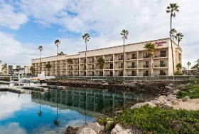 Photograph of Hampton Inn, Oxnard