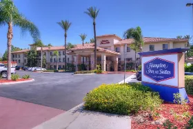 Photograph of Hampton Inn, Ontario