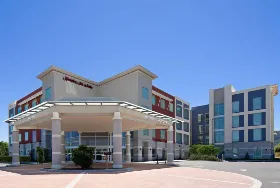Photograph of Hampton Inn, Gilroy