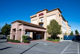 Photograph of Hampton Inn, Pittsburg