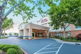 Photograph of Hampton Inn, Yuba City