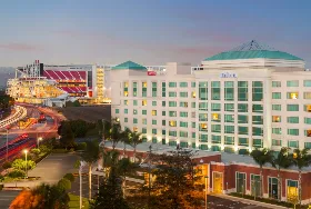 Photograph of Hilton Santa Clara, Santa Clara