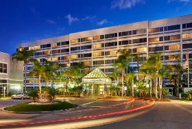 Photograph of Doubletree Club ( Airport ), El Segundo