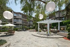 Photograph of The Belamar, Manhattan Beach