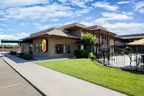 Photograph of Super 8, Lindsay