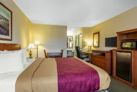 Photograph of Econo Lodge, Riverside