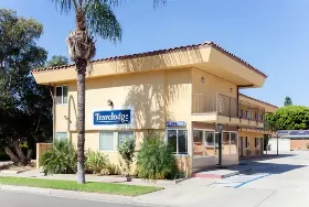 Photograph of Travelodge, Brea