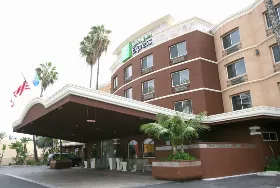 Photograph of Holiday Inn Express, Chula Vista