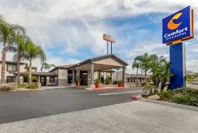 Photograph of Comfort Inn, Colton