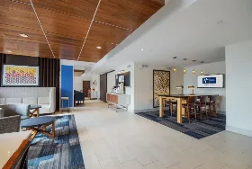 Photograph of Holiday Inn Express, San Diego