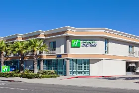 Photograph of Holiday Inn Express, Newport Beach