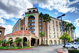Photograph of Holiday Inn Select,