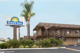 Photograph of Days Inn, San Bernardino