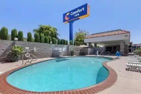 Photograph of Comfort Inn, Los Angeles