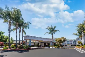 Photograph of Holiday Inn Dublin-Pleasanton, Dublin
