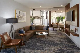 Photograph of Courtyard, Los Angeles