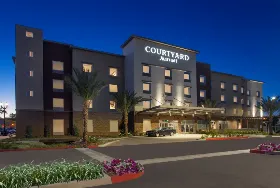 Photograph of Courtyard, El Cajon