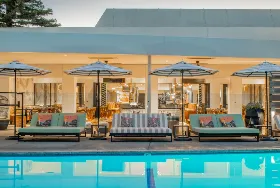 Photograph of Hotel Paradox, Santa Cruz