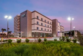 Photograph of Fairfield Inn & Suites, Los Alamitos