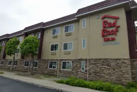 Photograph of Red Roof Inn, Hayward