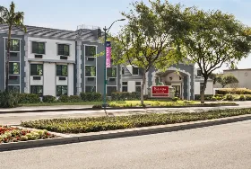 Photograph of Ramada by Wyndham, Anaheim
