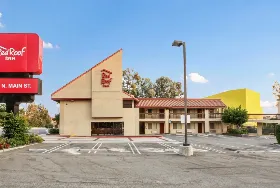 Photograph of Red Roof Inn, Santa Ana