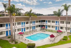 Photograph of Motel 6 [1727529336], Pismo Beach