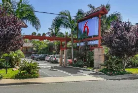 Photograph of Motel 6 [1727377133], Carlsbad