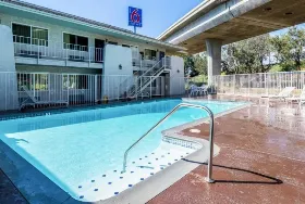 Photograph of Motel 6, Redlands