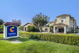 Photograph of Comfort Inn, Morgan Hill