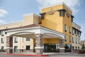 Photograph of Country Inn & Suites, Dixon
