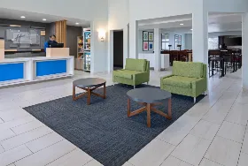 Photograph of Holiday Inn Express & Suites, Watsonville