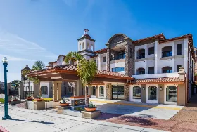 Photograph of La Quinta Inn & Suites, Santa Cruz