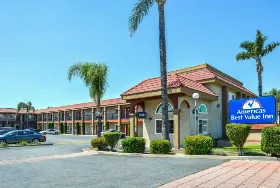 Photograph of Americas Best Value Inn, Rialto