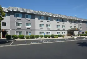 Photograph of Super 8, Chico