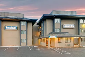 Photograph of Travelodge, Sacramento