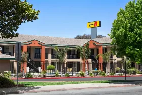 Photograph of Super 8, Salinas