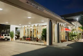 Photograph of Travelodge, Bakersfield