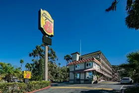 Photograph of Super 8, San Diego