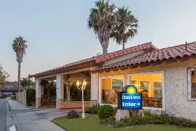 Photograph of Days Inn, Camarillo