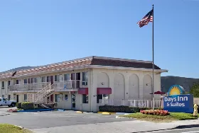 Photograph of Days Inn, San Marcos