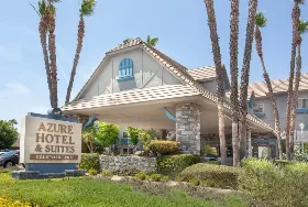 Photograph of Azure Hotel & Suites, Ontario